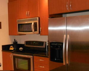 701 S Olive Ave #612