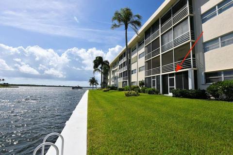 28 Yacht Club Dr #105