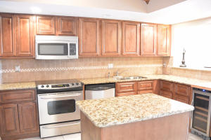 For Sale: 1036 Us Highway 1 #121 North Palm Beach, FL 33408