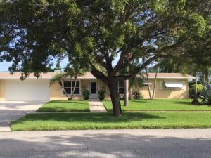401 Lighthouse Dr