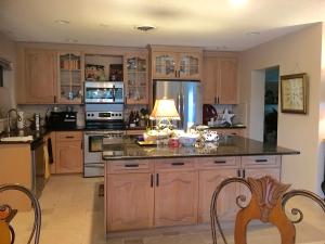 401 Lighthouse Dr