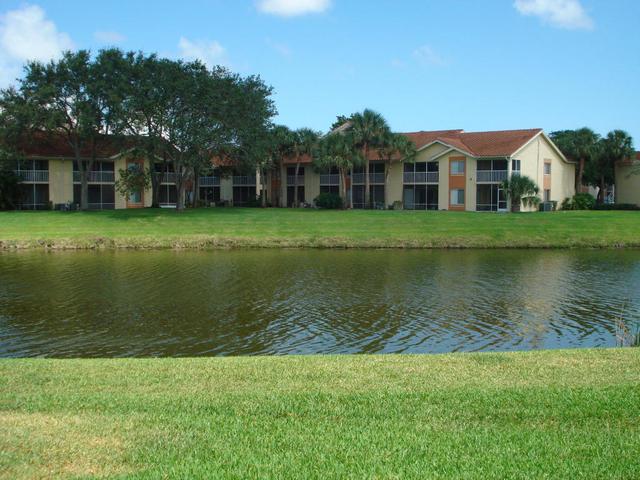 15103 Glenmoor Dr
