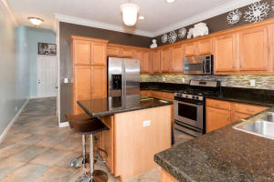 617 Moondancer Ct