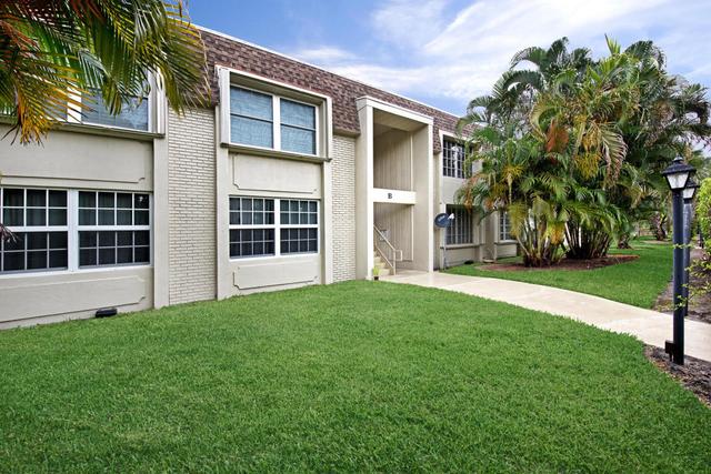 2725 Anzio Ct #301
