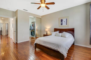 447 Capistrano Dr