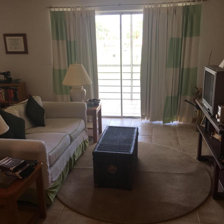 445 Lake Dora Dr