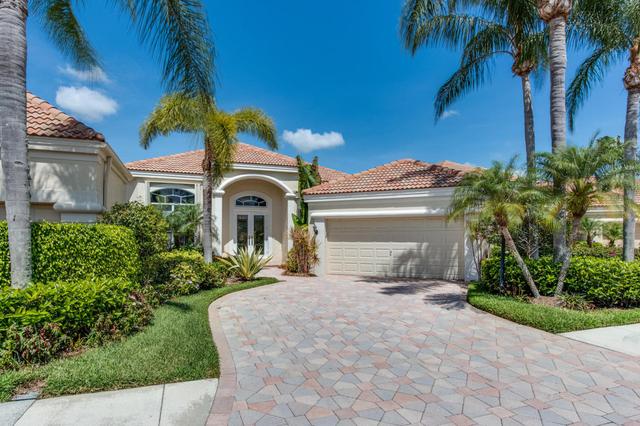 8651 Falcon Green Dr