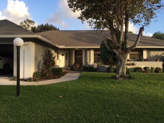13868 Barberry Dr