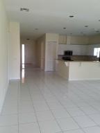 1801 Primrose Ln