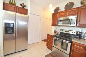 1083 Winding Rose Way