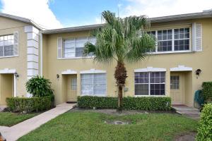 221 Foxtail Dr #F