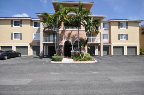 6573 Emerald Dunes Dr #202