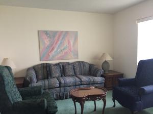 For Sale: 9 Easthampton A West Palm Beach, FL 33417