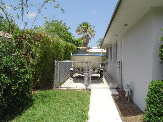4235 Hickory Dr