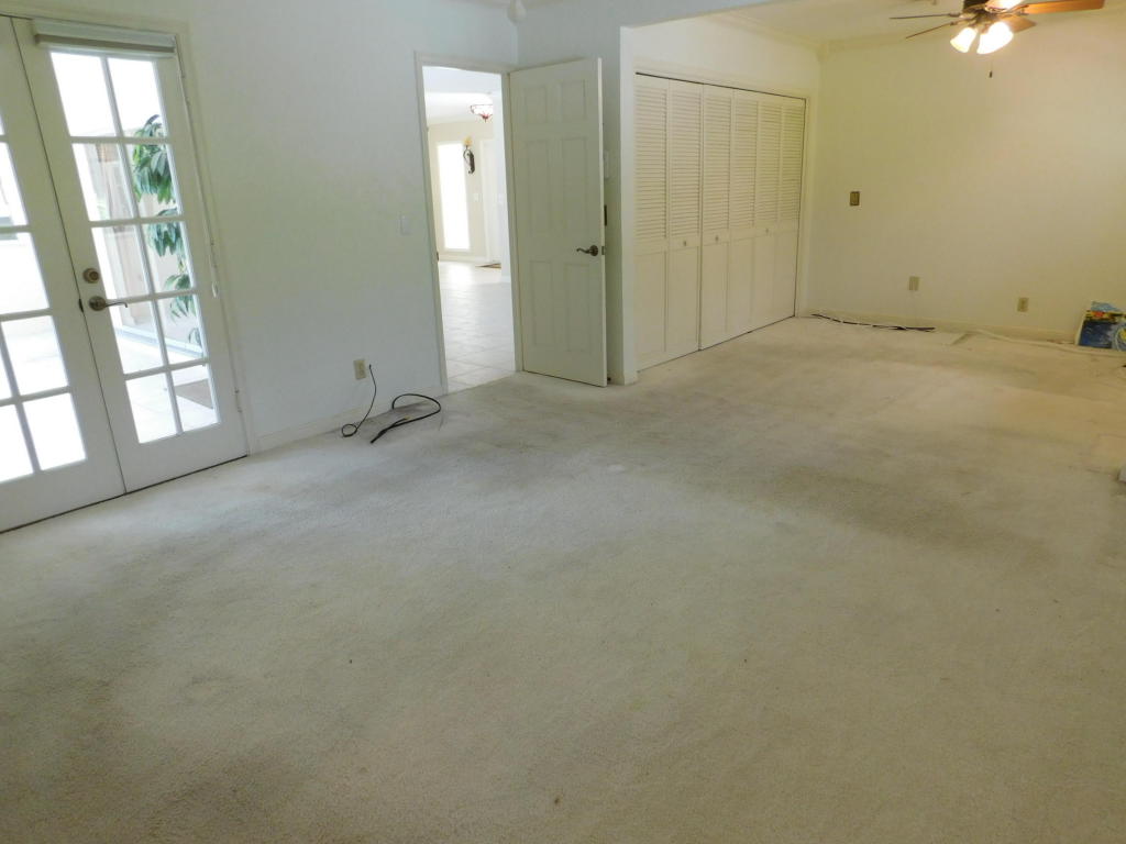 4239 Hickory Dr