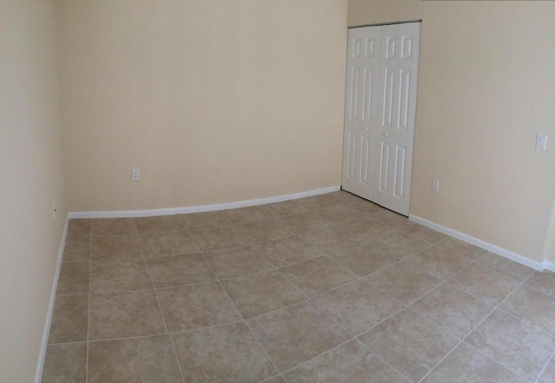 619 6th Ln