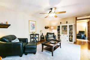 For Sale: 807 8th Ter #807 Palm Beach Gardens, FL 33418