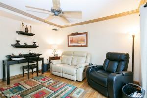 For Sale: 807 8th Ter #807 Palm Beach Gardens, FL 33418