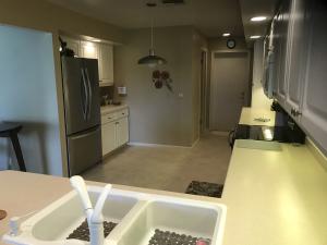 3 Carlisle Ct