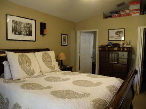403 Woodview Cir