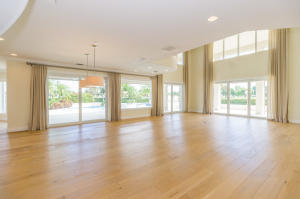 1024 Diamond Head Way