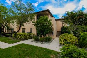 9268 Vista Del Lago #26G