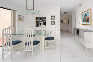 9268 Vista Del Lago #26G