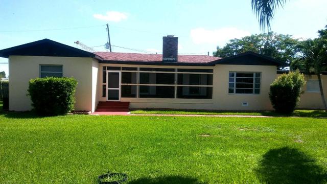 326 Avenida Del Rio