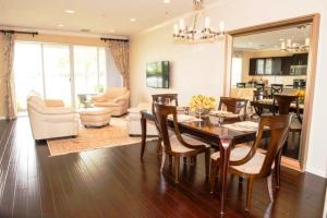 For Sale: 1472 NW 48th Ln Boca Raton, FL 33431