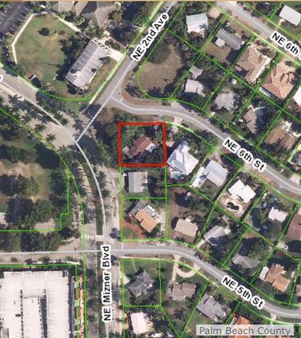 736 Apple Tree Ln