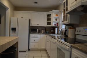 38 SW 5th Way