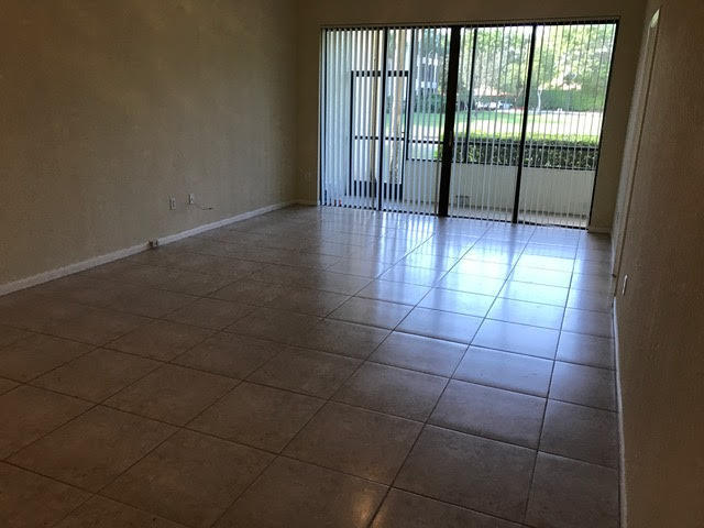 7535 La Paz Ct #107