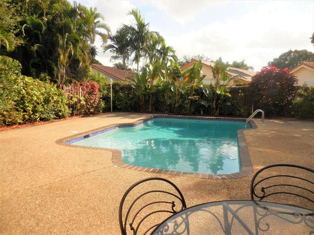 6448 Sweet Maple Ln