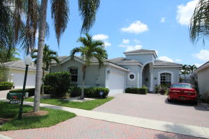 For Sale: 8220 Hampton Wood Dr Boca Raton, FL 33433