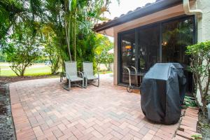 7814 La Mirada Dr