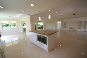 For Sale: 4447 Sanderling Cir Boynton Beach, FL 33436