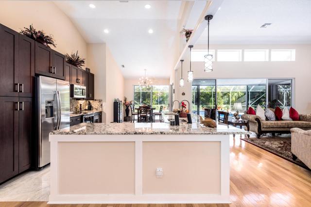 11218 Westland Cir
