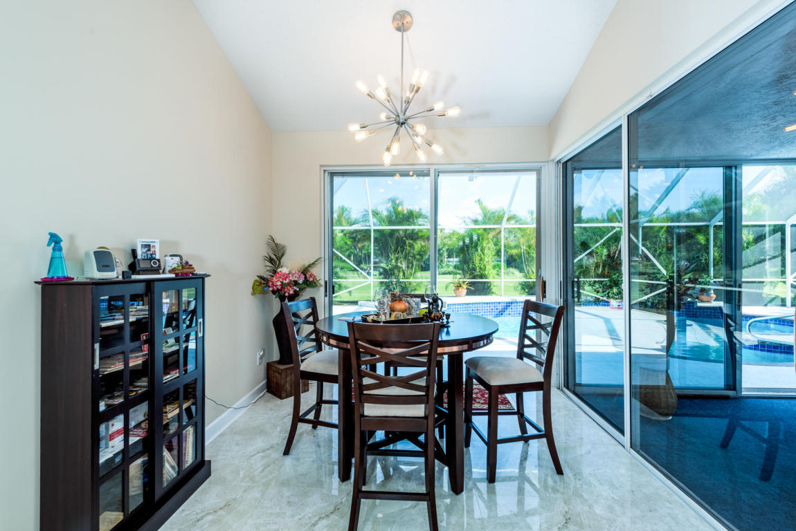 11218 Westland Cir