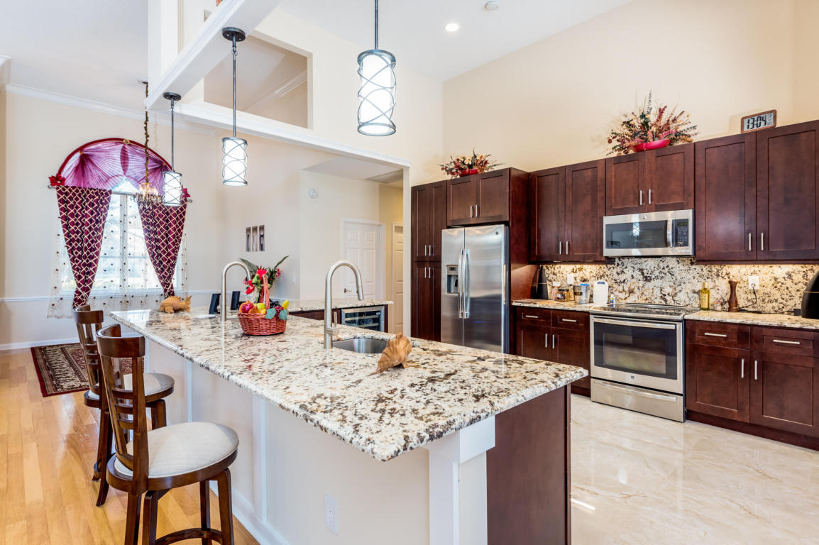 11218 Westland Cir