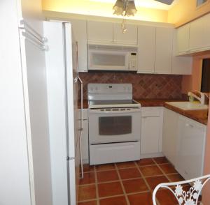 5430 Firenze Dr #C