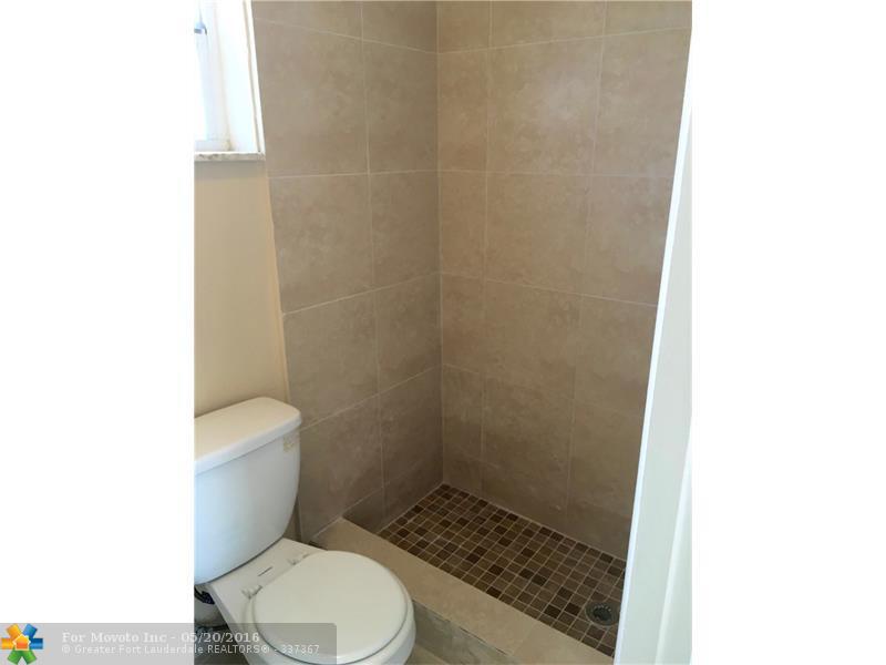 1325 SE 1st Ave, Deerfield Beach FL 33441