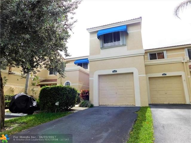 3018 Lake Shore Dr #3018