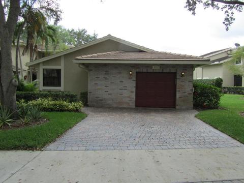 3352 Lake Shore Dr
