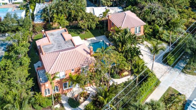 802 Lake Shore Dr