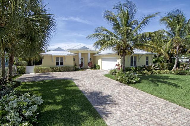 802 Lake Shore Dr