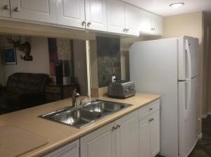 820 Lavers Cir #G208