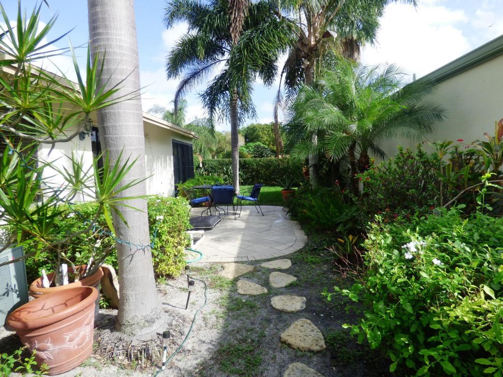 835 NW 26th Ave