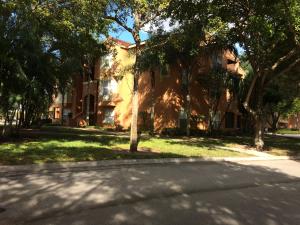 1760 Palm Cove Blvd #APT 5-108, Delray Beach FL 33445