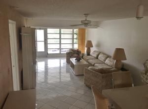 7076 Huntington Ln #803
