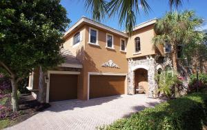 3452 Collonade Dr